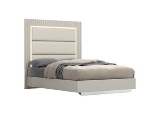 Chloe Queen Bed Whiteline
