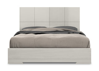 Anna Queen Bed Whiteline
