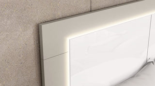 Daisy Queen Bed Whiteline