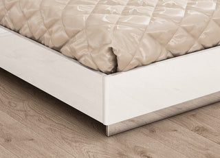Daisy King Bed Whiteline