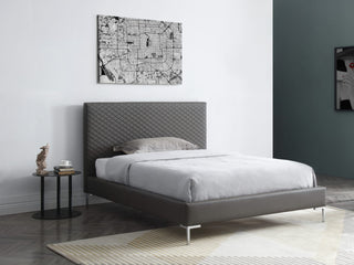 Liz Queen Bed Whiteline