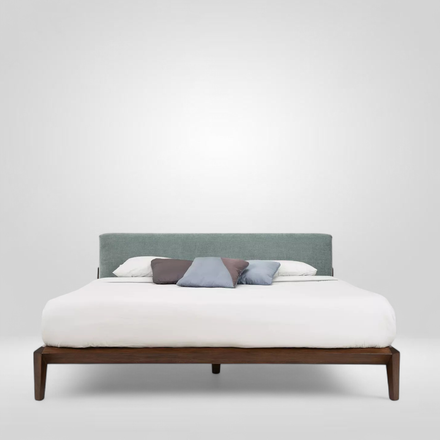 OTTOMANO Bed by Zientte
