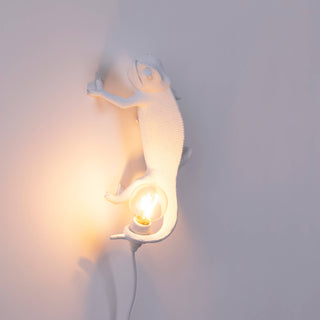 Chameleon Lamp Going Up SELETTI