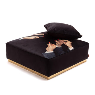 Modular Pouf Lipstick Black SELETTI