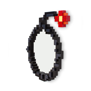 Pixel mirror - Bomb SELETTI