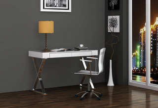 Elm Desk Whiteline