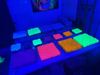 ABSTRACT POP ART NEON TEXTURED WALL Anderson Rojas