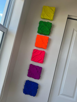 ABSTRACT POP ART NEON TEXTURED WALL Anderson Rojas