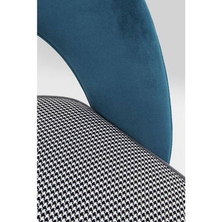 Comfortable Samantha Chair