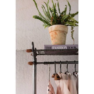 High-Quality Coatrack