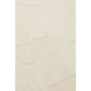 Luxurious Off-White Carpet 